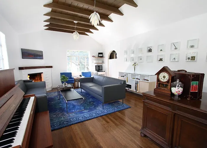 Bed and Breakfasts in Moss Landing