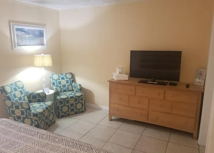 Motels in Sebastian