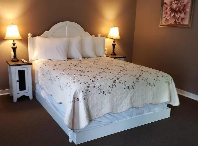 Cheap Hotels in Tupper Lake