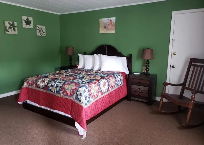 Cheap Hotels in Castleton