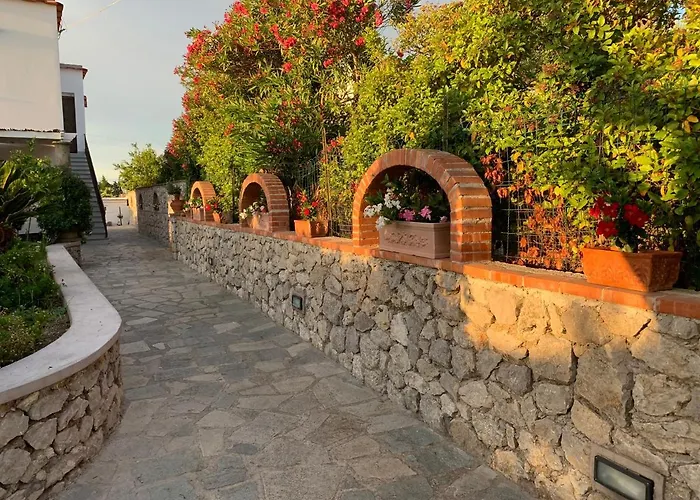 Billig Overnatning i Anacapri (Isola di Capri)