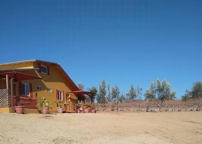 Bed and Breakfasts in San Marcos (Baja California)