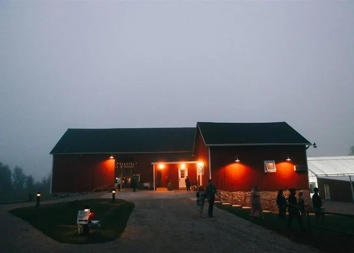 Bed and Breakfasts in Mayville