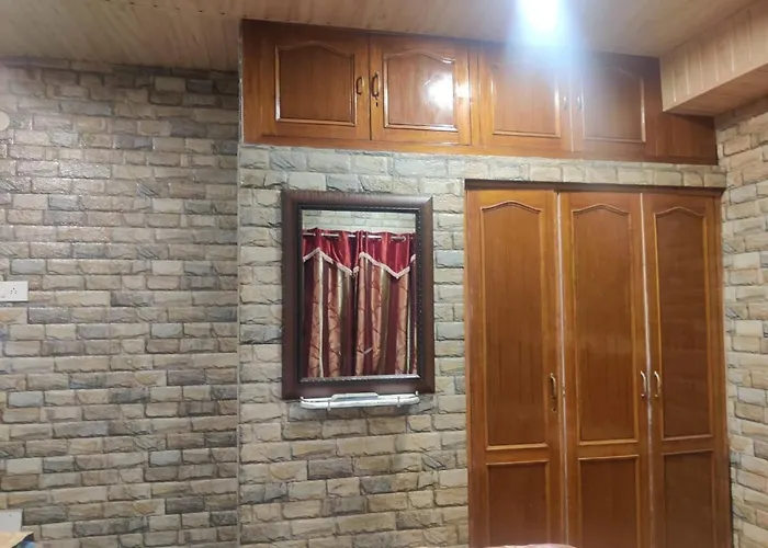 Guest Houses in Shimla