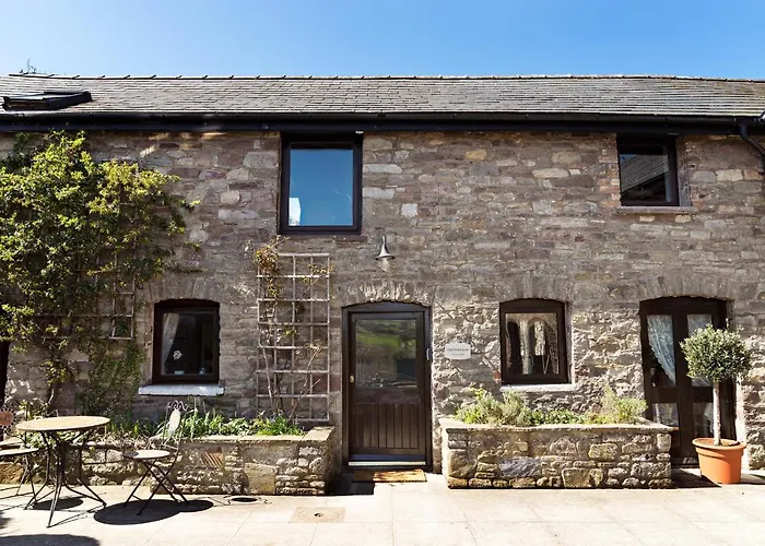 Bed and Breakfasts in Crickhowell