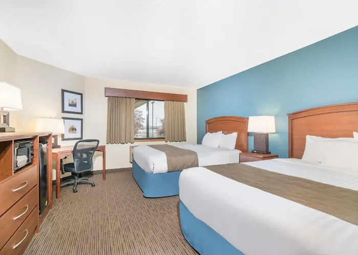 Motels in Garrison