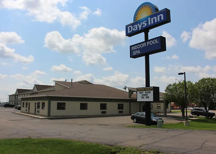 Cheap Hotels in Watertown