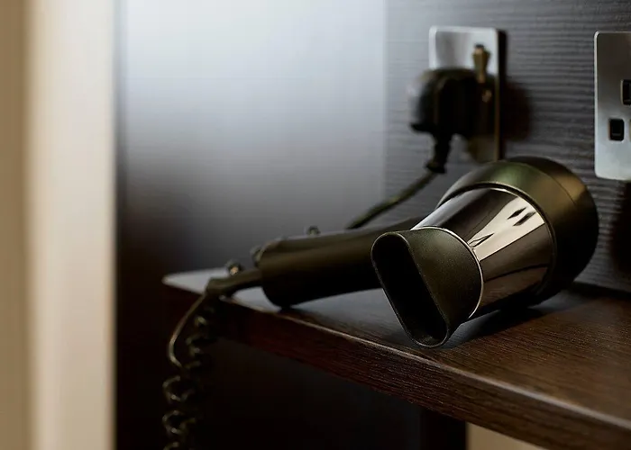 Cheap Hotels in Brentwood