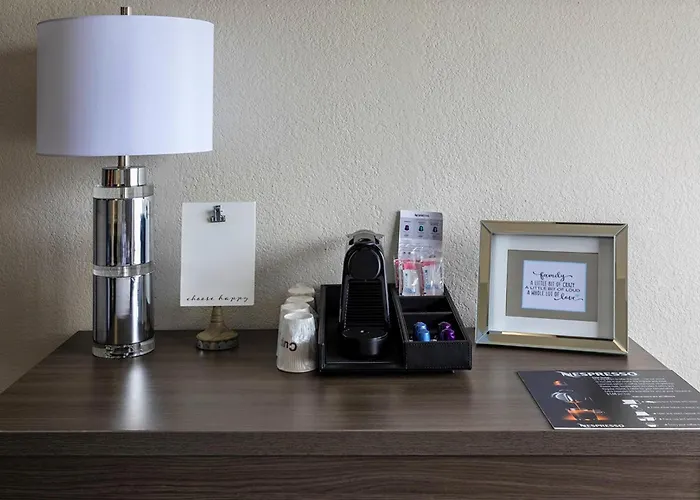 Cheap Hotels in Eustis