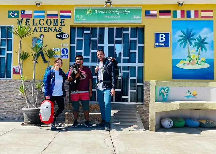 Hostels in Paracas