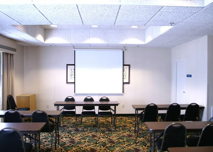 Cheap Hotels in Swansboro