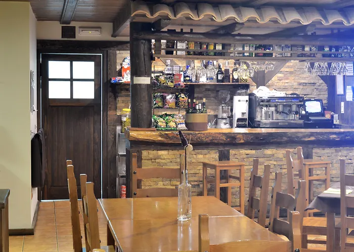Cheap Hotels in Gudar