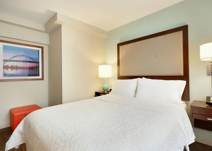 Cheap Hotels in Clackamas