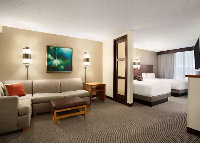 Cheap Hotels in Lone Tree