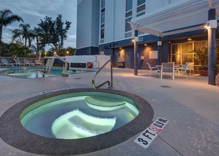 Cheap Hotels in Pembroke Pines