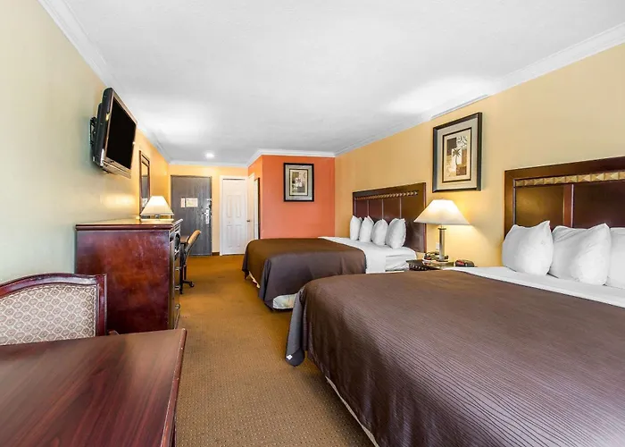 Cheap Hotels in Bell Gardens