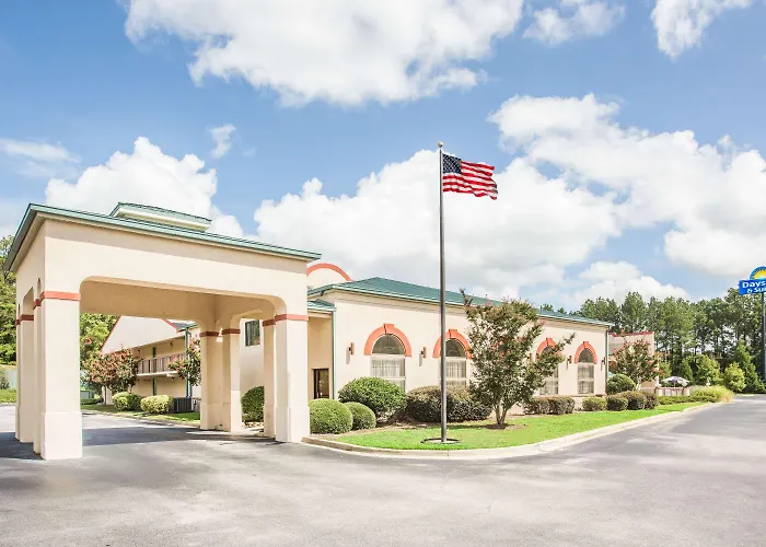 Motels in West Columbia