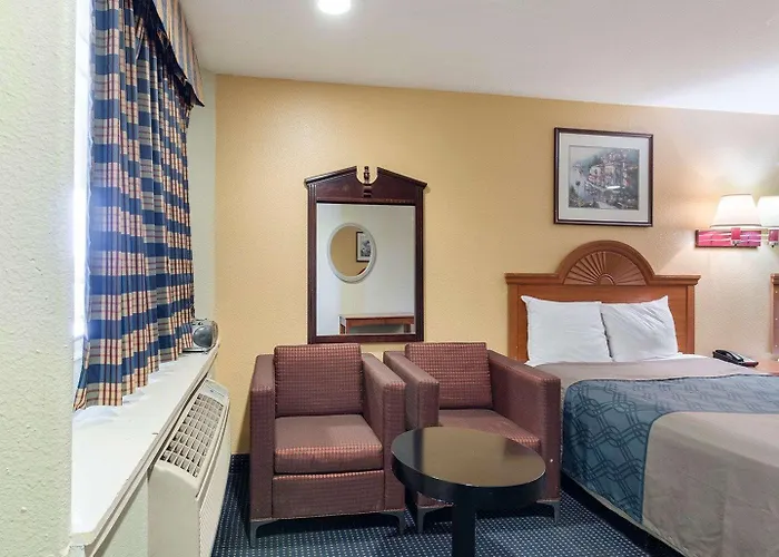Cheap Hotels in South Houston