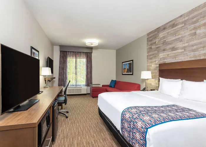 Cheap Hotels in Bloomington