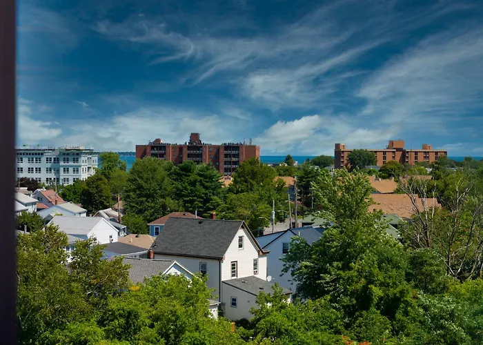 Cheap Hotels in Revere