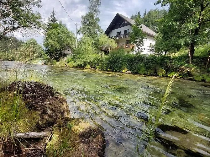Vandrehjem i Bled