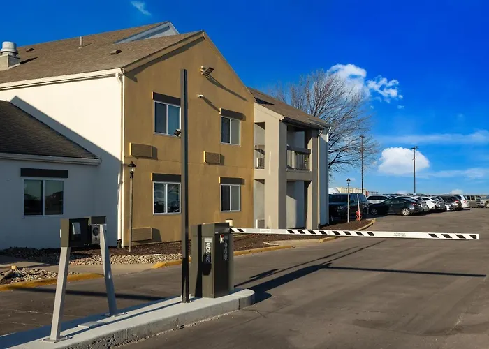 Cheap Hotels in Grandview