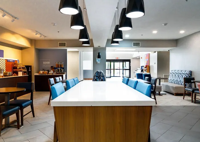 Cheap Hotels in Hiawassee