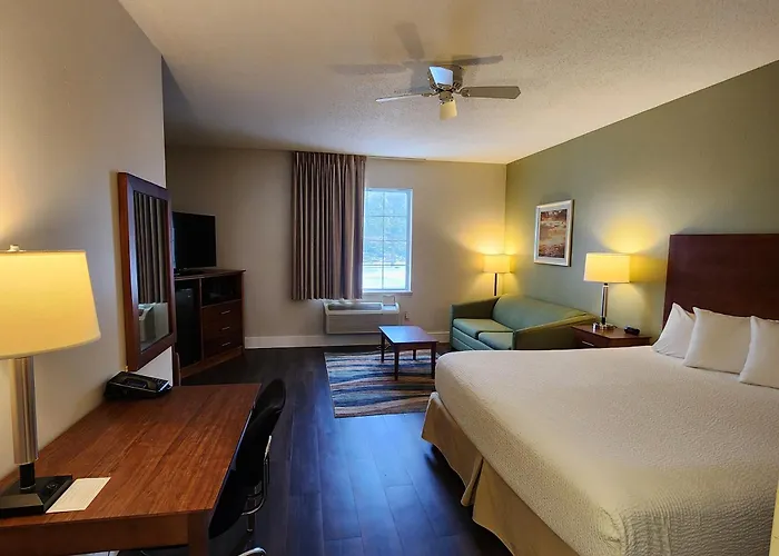 Cheap Hotels in Mackinaw City