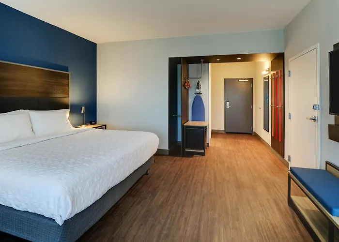 Cheap Hotels in Leland
