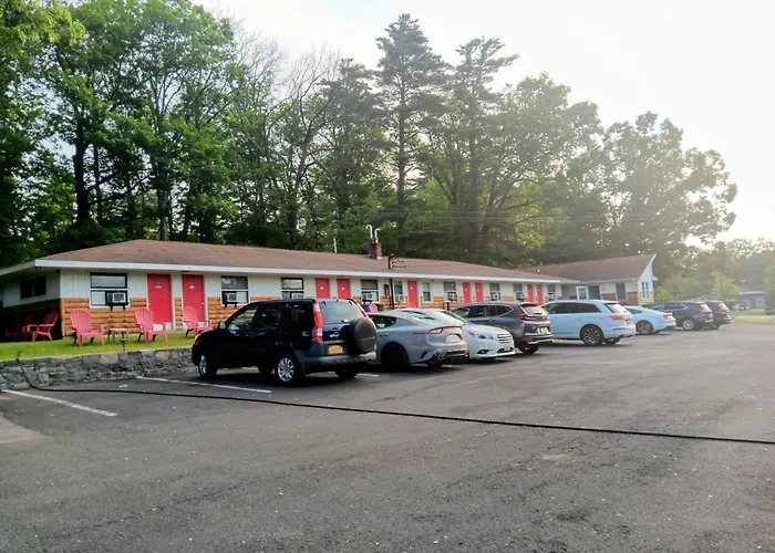 Motels in Ballston Spa