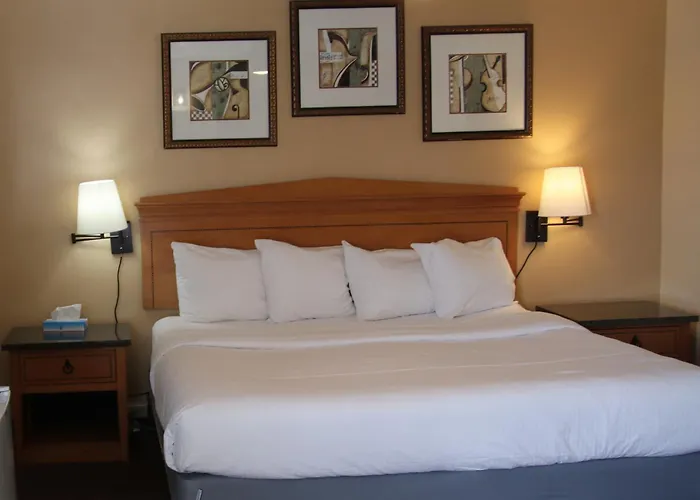 Motels in Edgemont