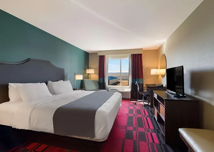 Motels in Underwood