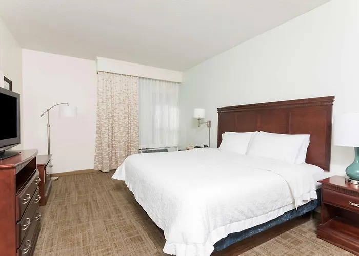 Cheap Hotels in East Lansing