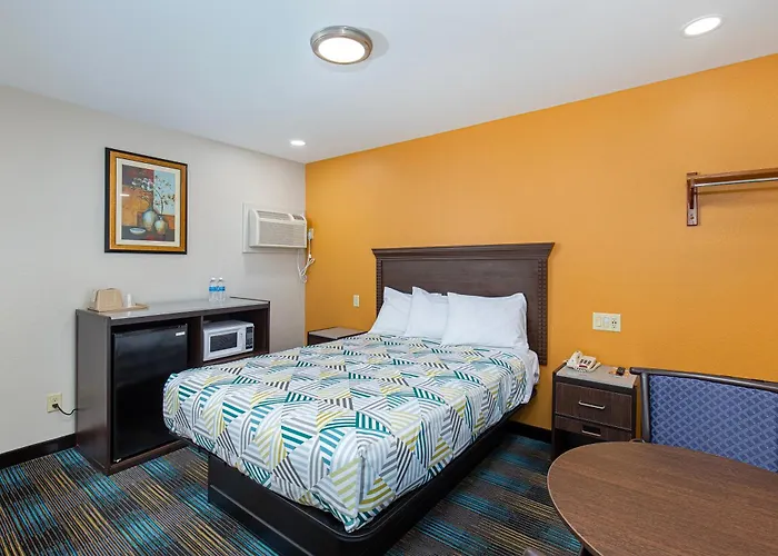 Motels in Leitchfield