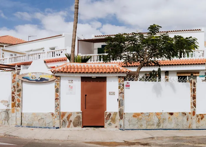 Hostels in Costa Adeje (Tenerife)