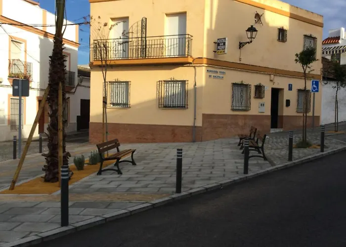 Albergues en Sanlúcar la Mayor