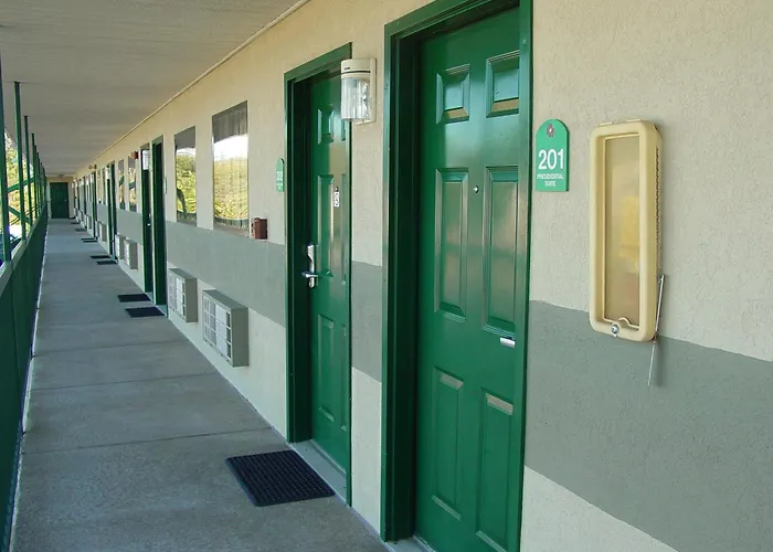 Motels in Rockmart