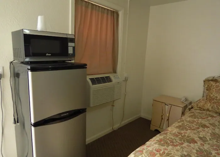 Motels in Ellsworth