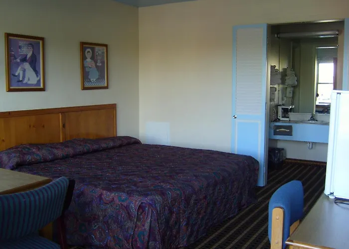 Motels in Shelby