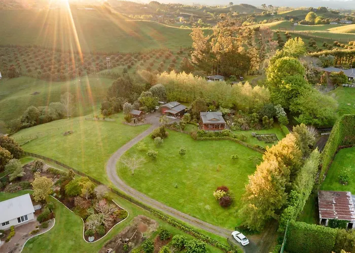 Bed & Breakfast in Hamilton