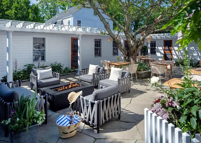 Cheap Hotels in Nantucket