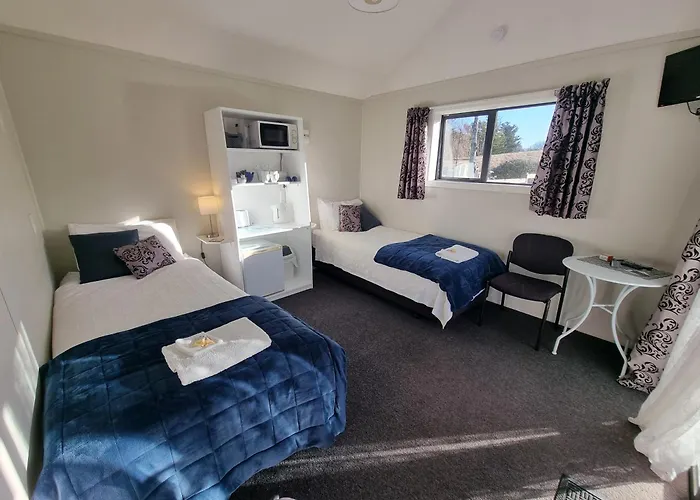 Motels in Cheviot