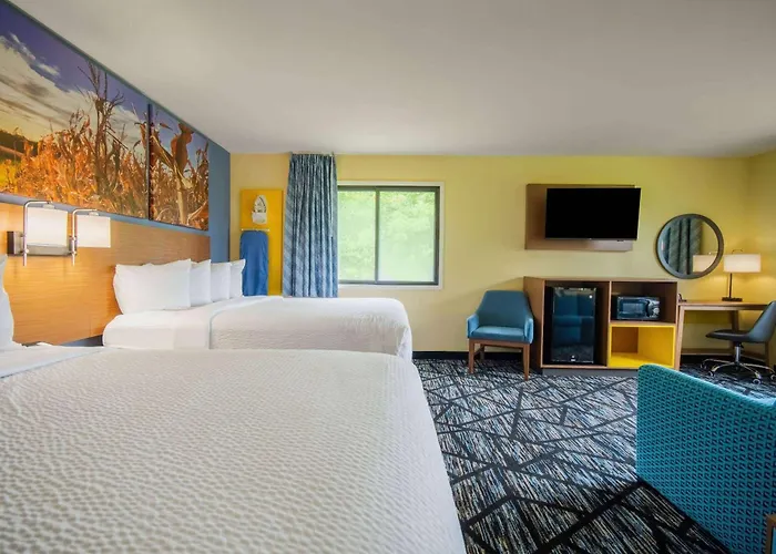 Cheap Hotels in Waterloo