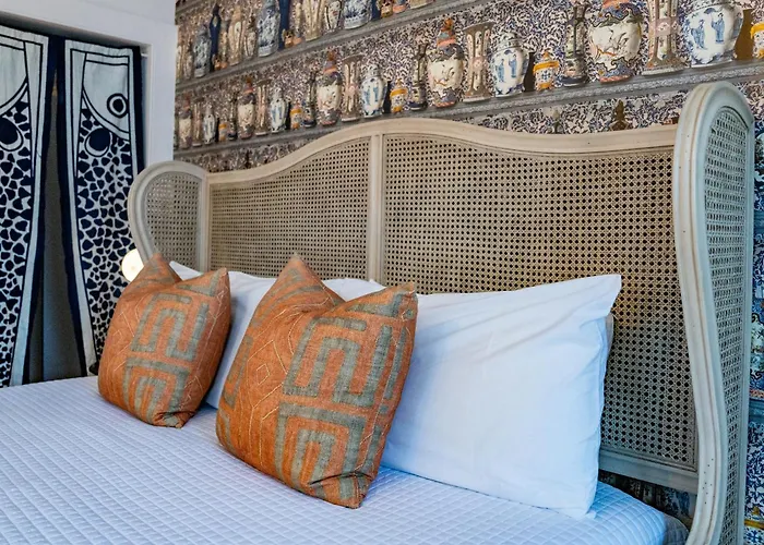 Cheap Hotels in Woodstock