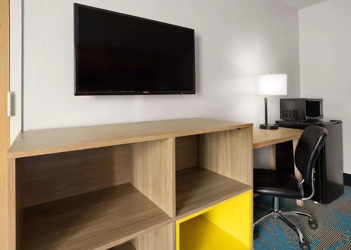 Cheap Hotels in Ladson