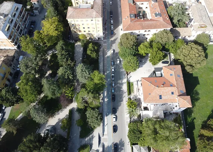 Pensiones en Ascoli Piceno