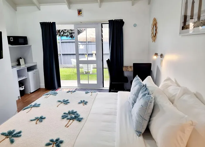 Motels in Whangamata