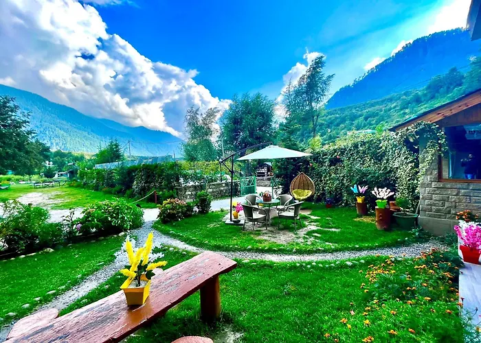 Cheap Hotels in Manali (Himachal Pradesh)