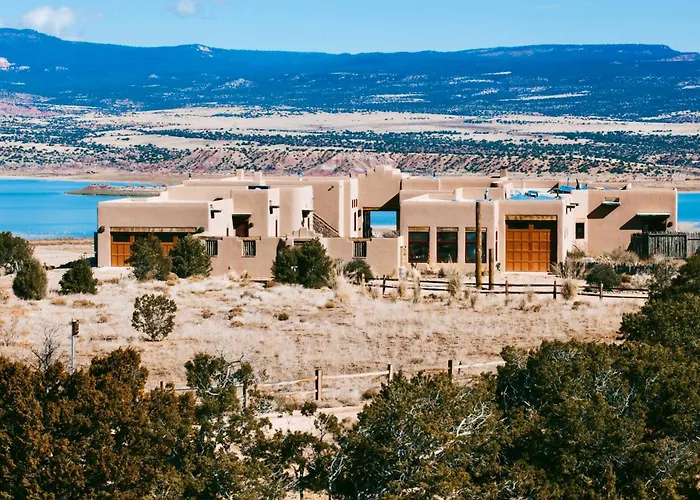 Bed and Breakfasts in Abiquiu