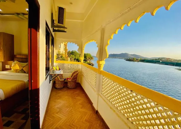 Cheap Hotels in Udaipur